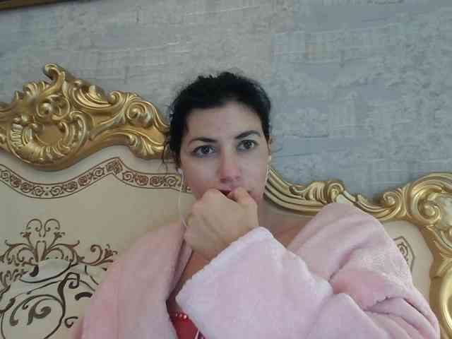 Rosalinda37 webcam