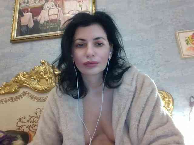 Rosalinda37 webcam