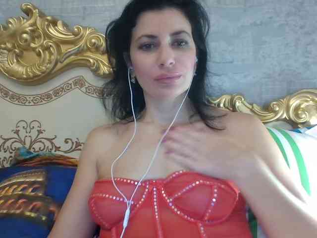 Rosalinda37 webcam