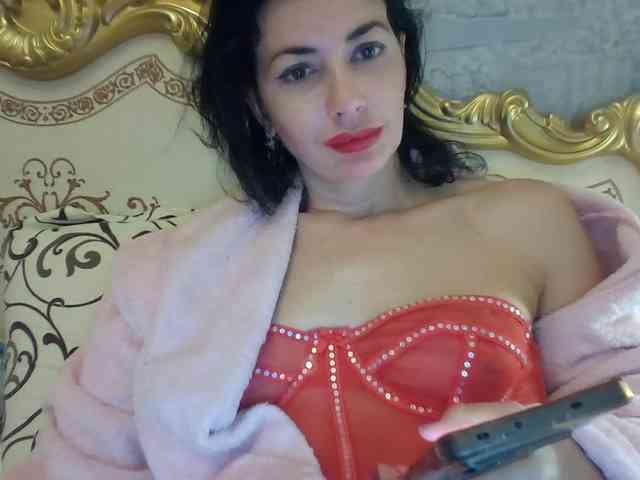 Rosalinda37 webcam