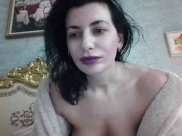 Rosalinda37 webcam