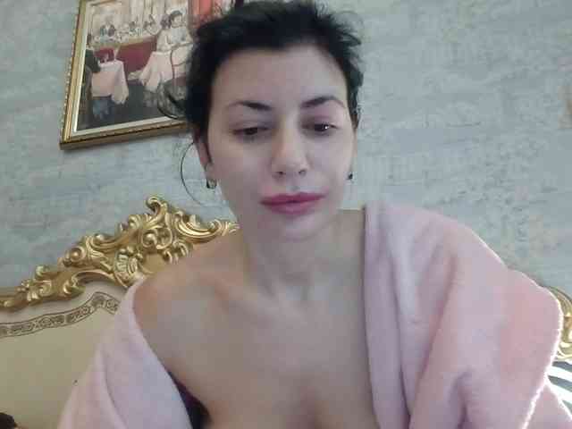 Rosalinda37 webcam