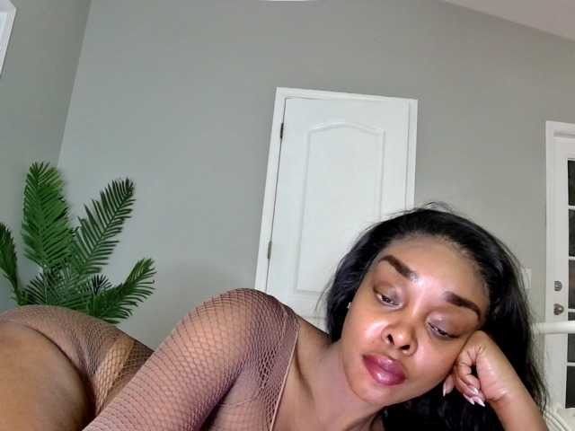 Vai a chattare su Ataliahhh Ataliahhh