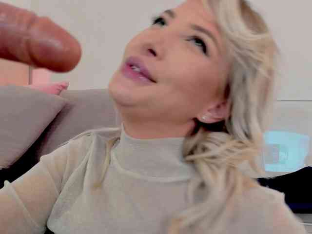 LilouKatt webcam