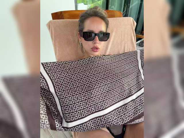 Accedi alla chat con il nickname -CandyViki- -CandyViki-