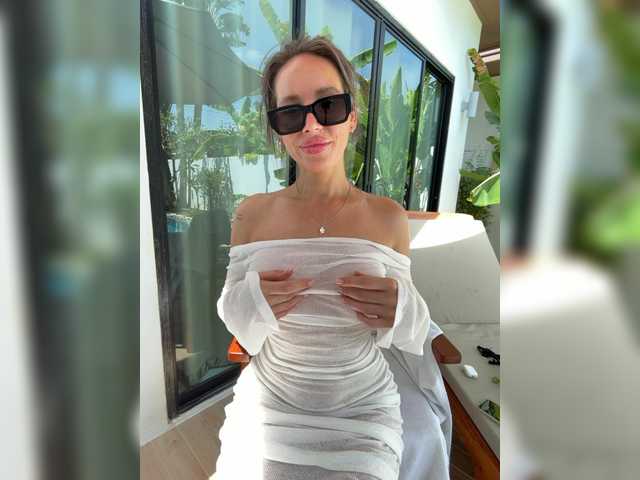 Gratis Live Sexcam mit -CandyViki- -CandyViki-