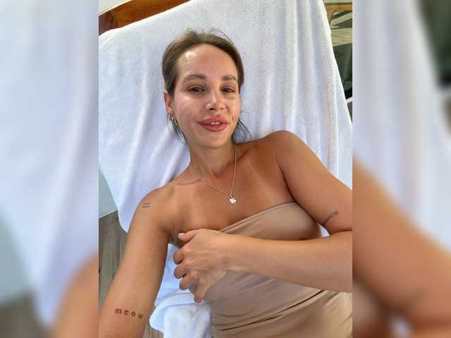 Accedi alla chat con il nickname -CandyViki- -CandyViki-