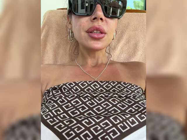 Vai a chattare su -CandyViki- -CandyViki-