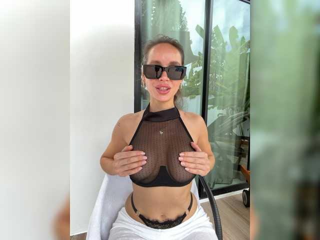 Gratis Live Sexcam mit -CandyViki- -CandyViki-