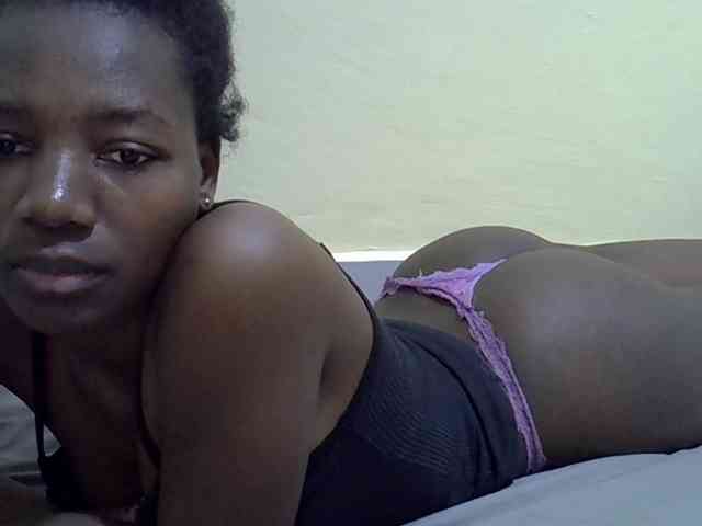 Sexydee14 webcam