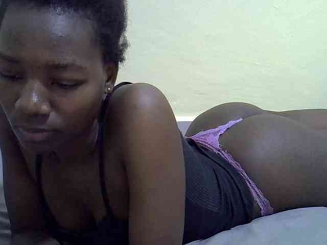 Sexydee14 webcam
