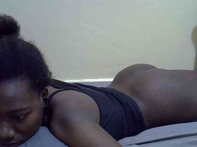 Sexydee14 webcam