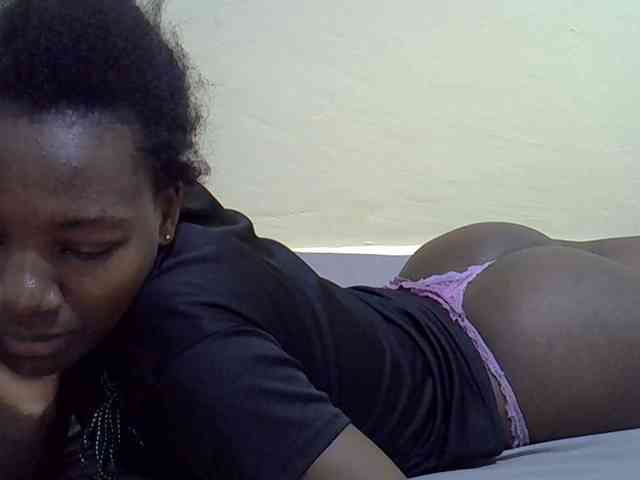 Sexydee14 webcam