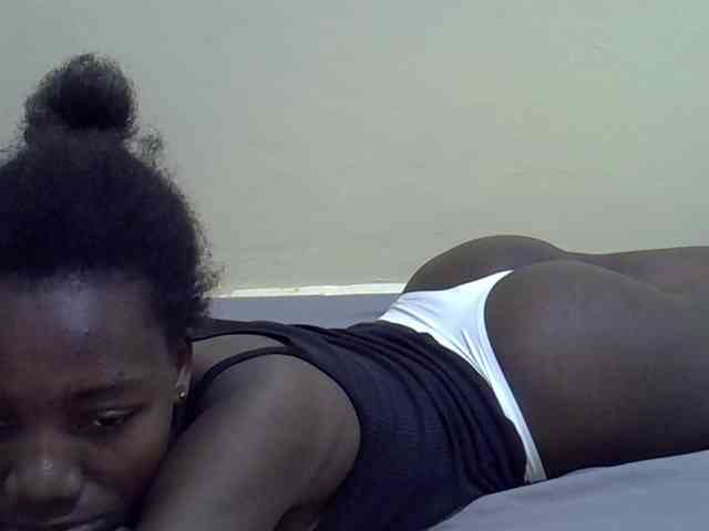 Sexydee14 webcam