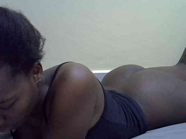 Sexydee14 webcam