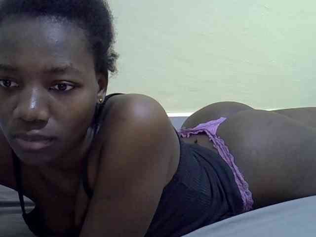 Sexydee14 webcam