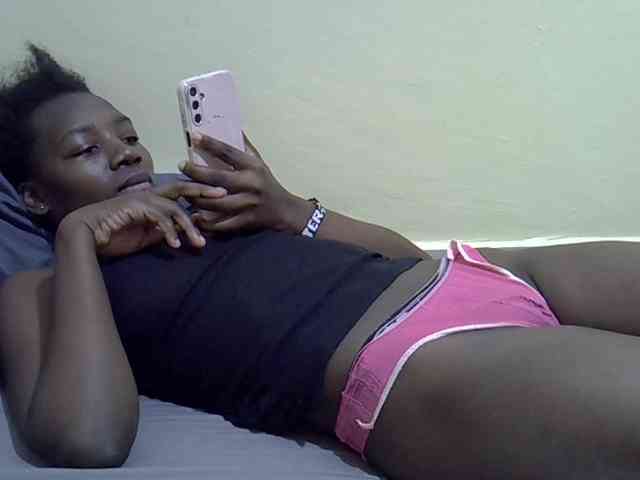 Sexydee14 webcam