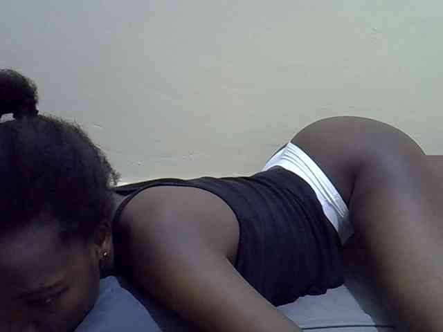 Sexydee14 webcam