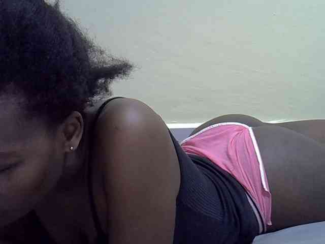 Sexydee14 webcam