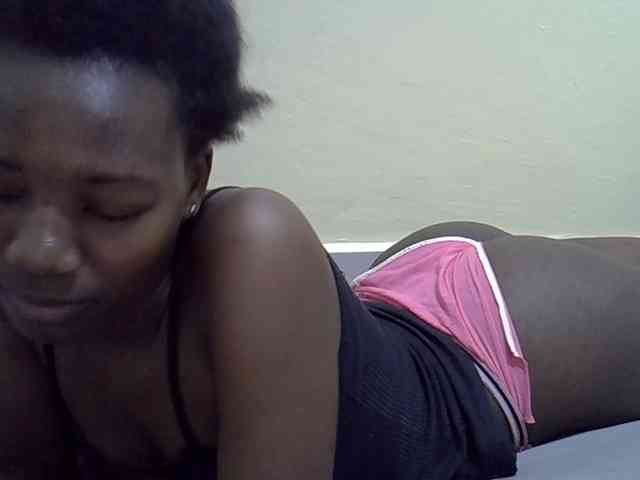 Sexydee14 webcam