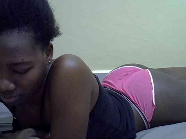 Sexydee14 webcam