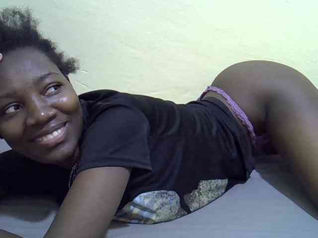Sexydee14 webcam