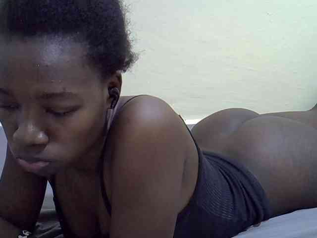 Sexydee14 webcam