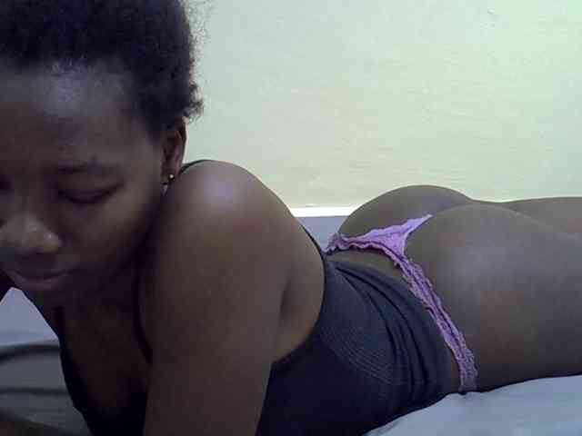 Sexydee14 webcam