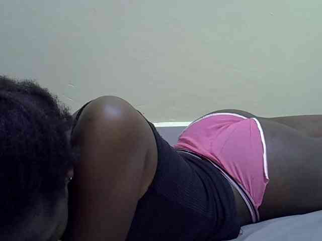 Sexydee14 webcam