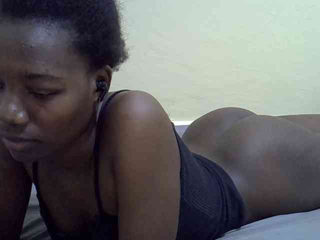 Sexydee14 webcam