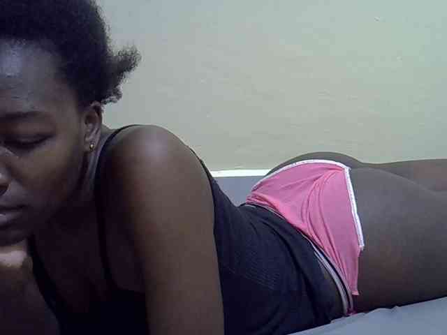 Sexydee14 webcam