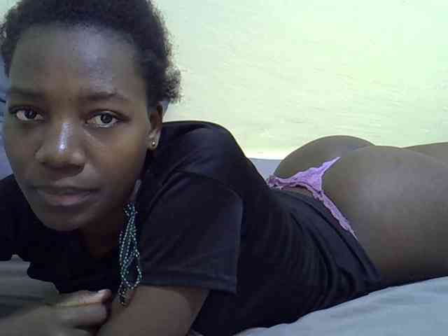 Sexydee14 webcam