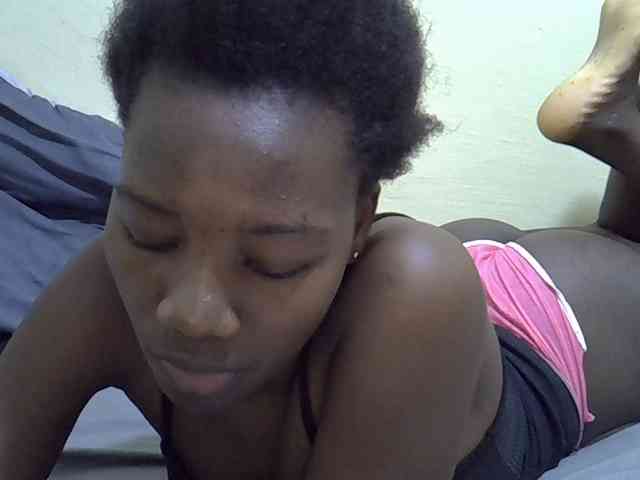 Sexydee14 webcam