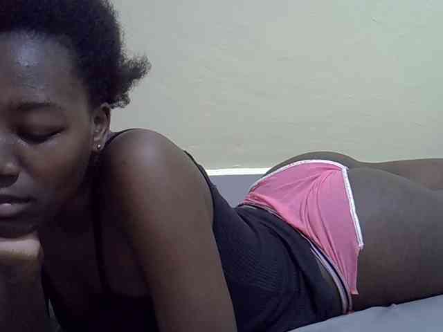 Sexydee14 webcam