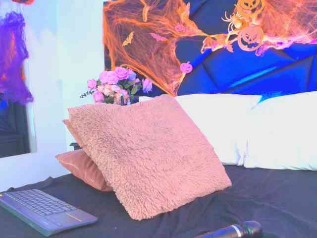 SophieCarther webcam