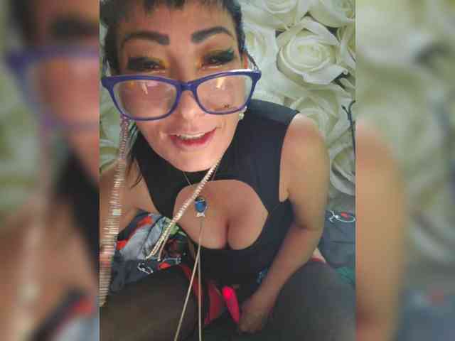 xxxDirtyBitchxxx webcam