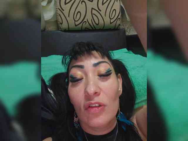 xxxDirtyBitchxxx webcam