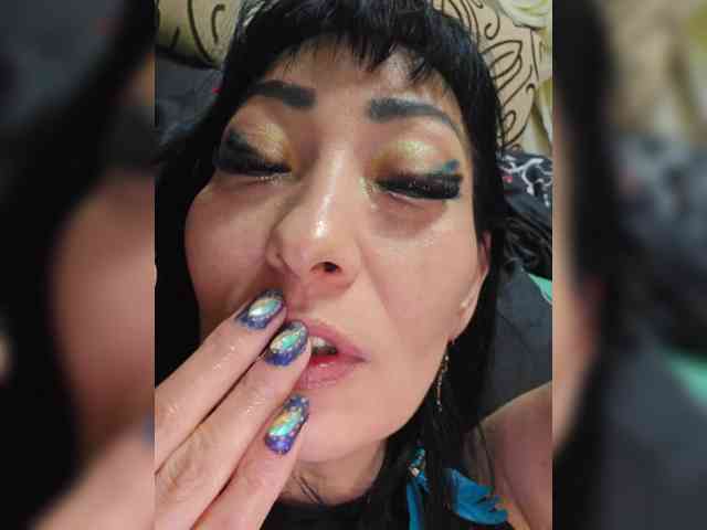 xxxDirtyBitchxxx webcam