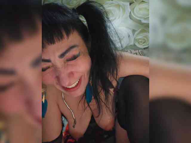 xxxDirtyBitchxxx webcam