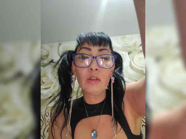 xxxDirtyBitchxxx webcam