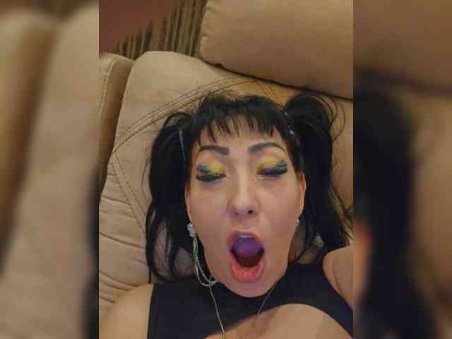 xxxDirtyBitchxxx webcam