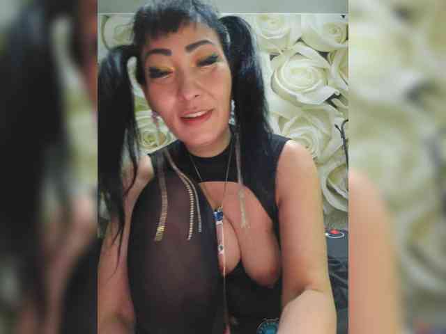 xxxDirtyBitchxxx webcam