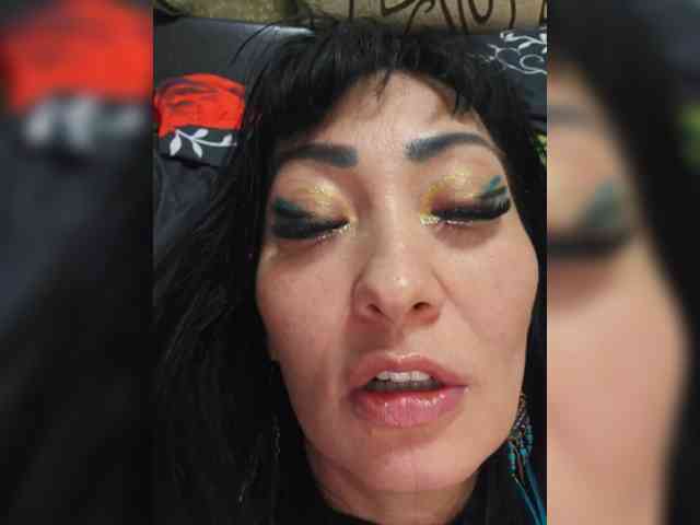 xxxDirtyBitchxxx webcam