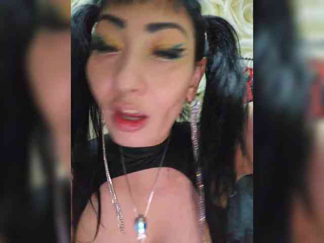xxxDirtyBitchxxx webcam