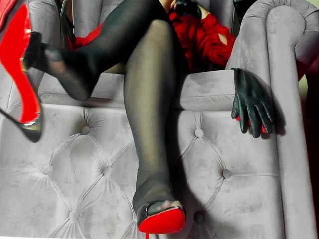 go to chat with LadyLeather