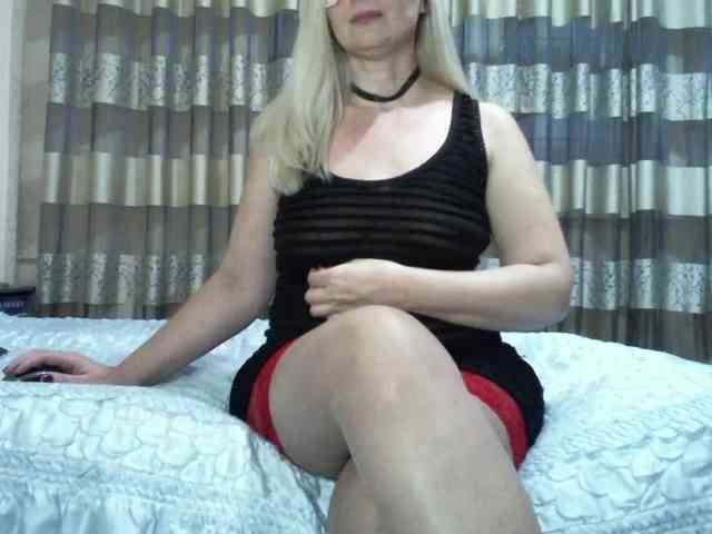 Yagodka-mmm webcam