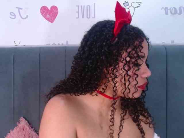 KittyBrooke webcam