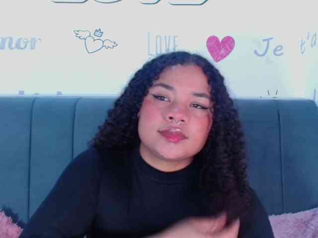 KittyBrooke webcam