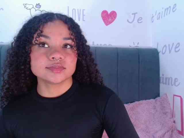 KittyBrooke webcam