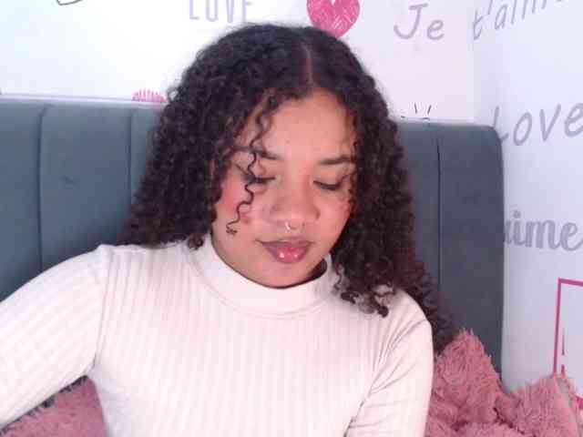KittyBrooke webcam